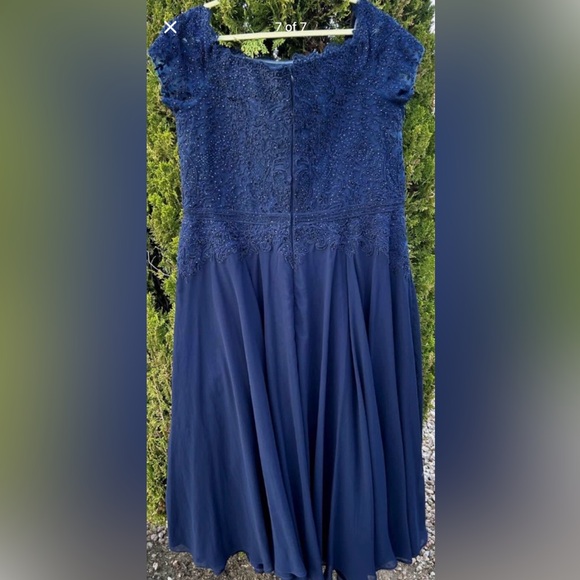 Morilee MGMY Size 18 Beaded A-Line Evening Gown – Navy Chiffon - Picture 5 of 7